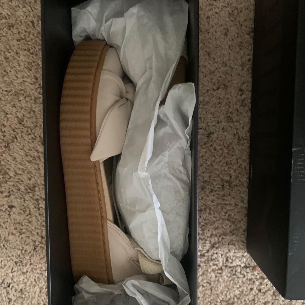 FENTY SANDALS